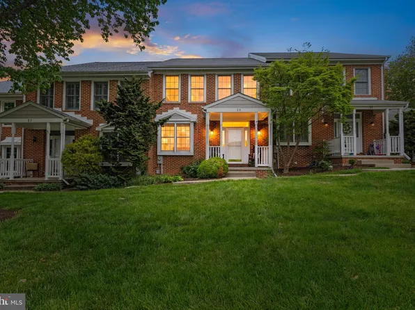 29 Iron Mill Garth, Cockeysville, MD 21030