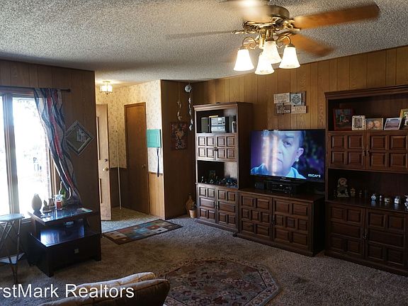 2nd image of 7904 Aberdeen Ave Unit B