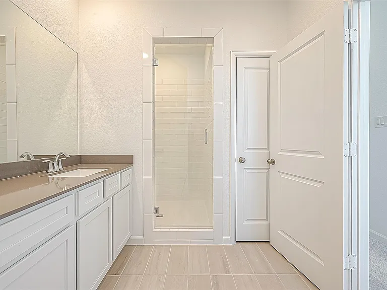 5402 Holly Haven Ct — Photo 34