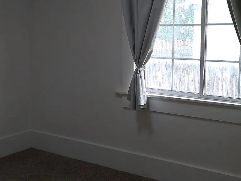 337 N 200 E — Photo 16