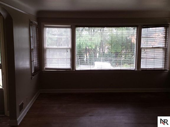 3rd image of 6308 Woolworth Ave