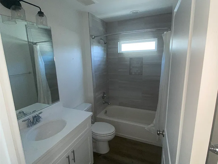 3611 Meadow Vista Ln — Photo 8