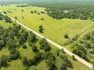 6750 Three Mile Rd, Flatonia, TX 78941