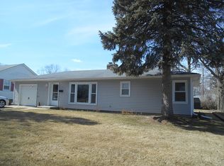 1914 N Poplar St, Waukegan, IL 60087