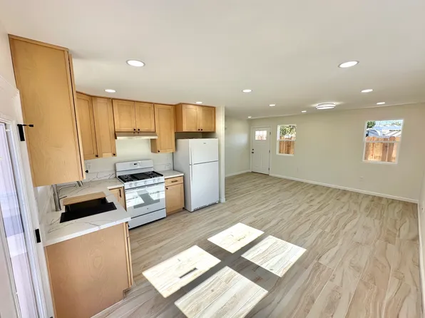 1421 Rosalie Dr, Santa Maria, CA 93455