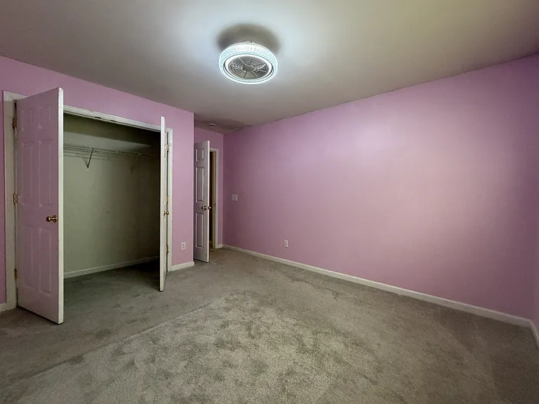4006 Raven Rock Ct — Photo 32