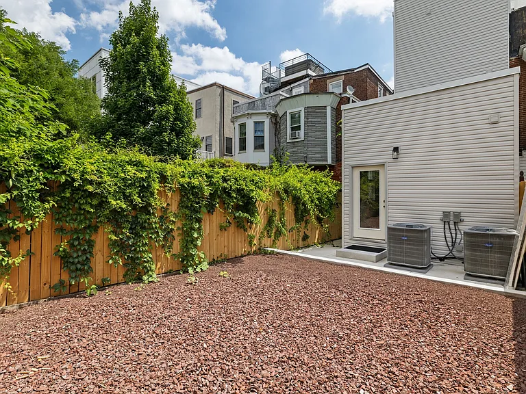 856 N 19th St #2 — Photo 7