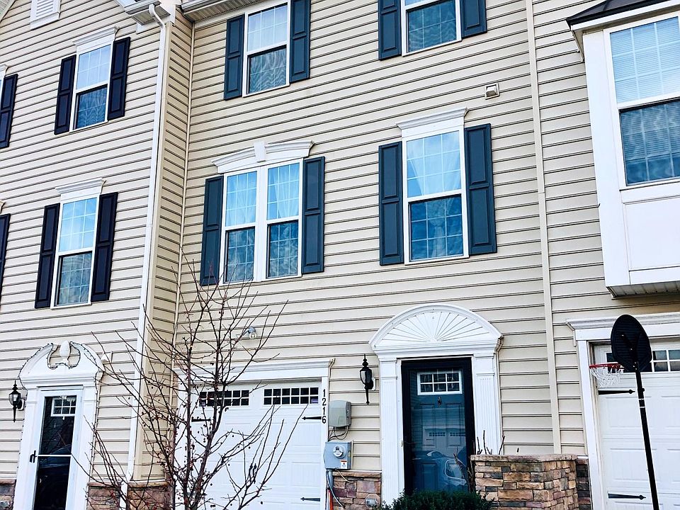 1st image of 1216 Carrick Ct