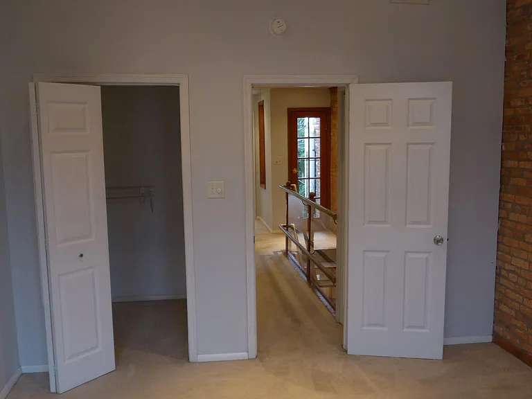 713 Portland St — Photo 6