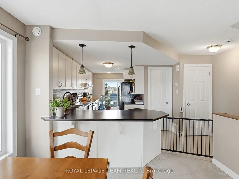 443 Chapman Mills Dr #B — Photo 4