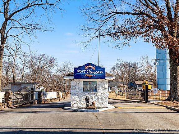 2nd image of 76 Circle Dr