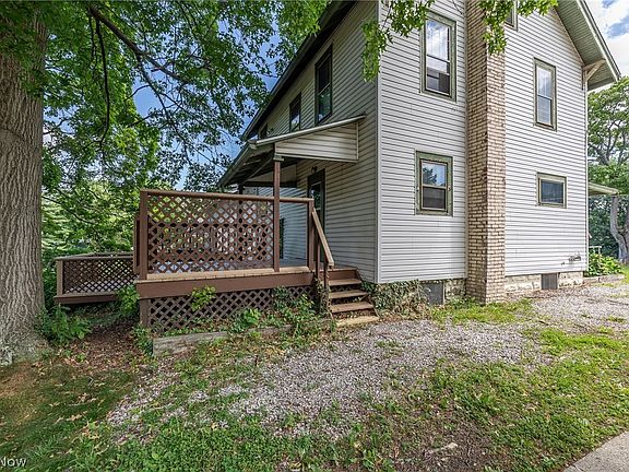 3rd image of 126 Fairview Ave