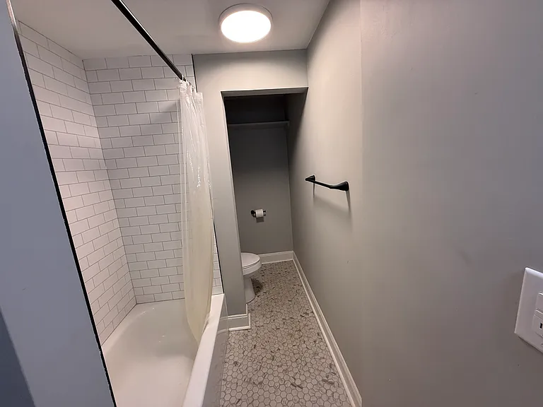 103 W Dutton St #E — Photo 7