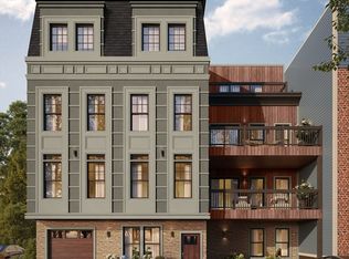 125 Addison St #8, Boston, MA 02128