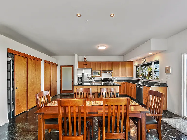 73-4599 Kukuki St — Photo 12