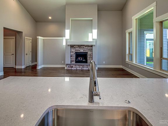 2nd image of 20878 SE Sunniberg Ln Lot 327