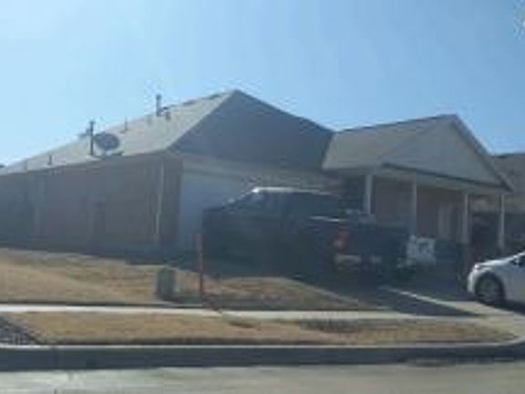 2nd image of 938 Zachary Dr