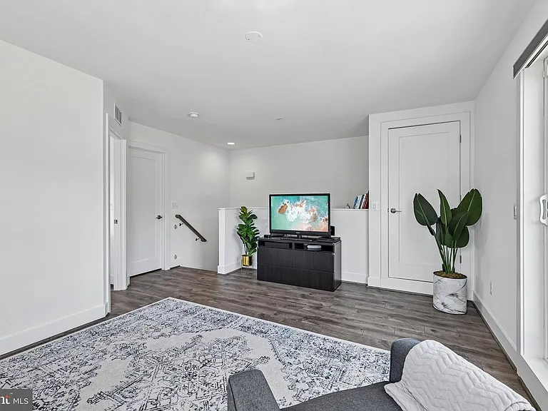3328 Woodland Phlox St — Photo 33
