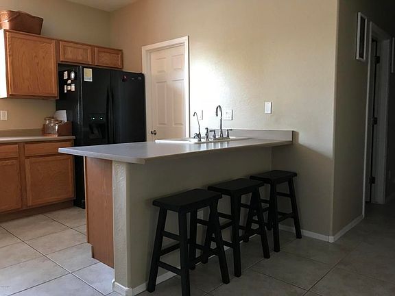 4th image of 44743 W Alamendras St