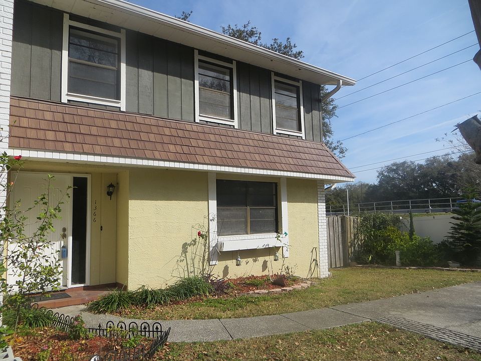 1st image of 1366 Abbey Crescent Ln
