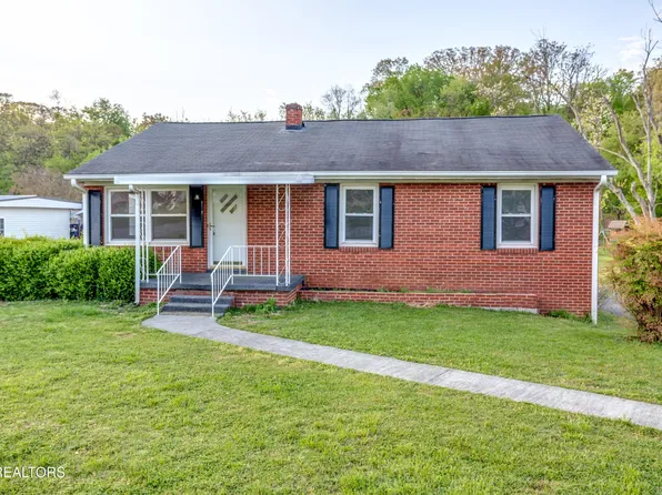 2382 Wildwood Rd, Maryville, TN 37804