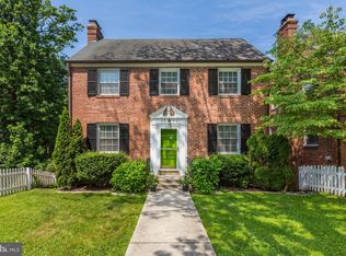 5542 29th St NW, Washington, DC 20015