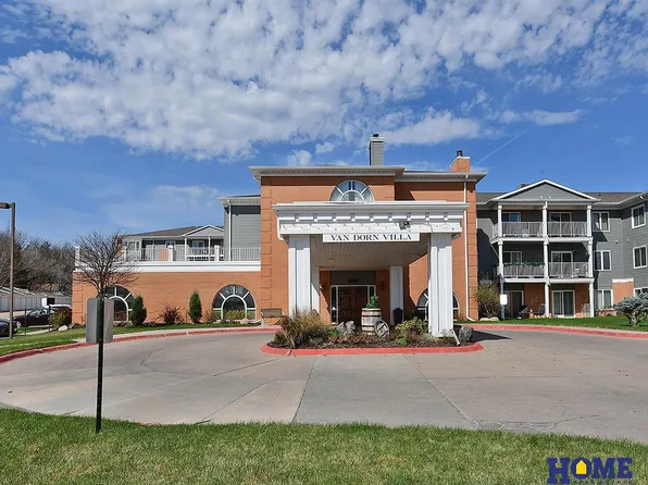 3001 S 51st Street Ct Unit 272, Lincoln, NE 68506