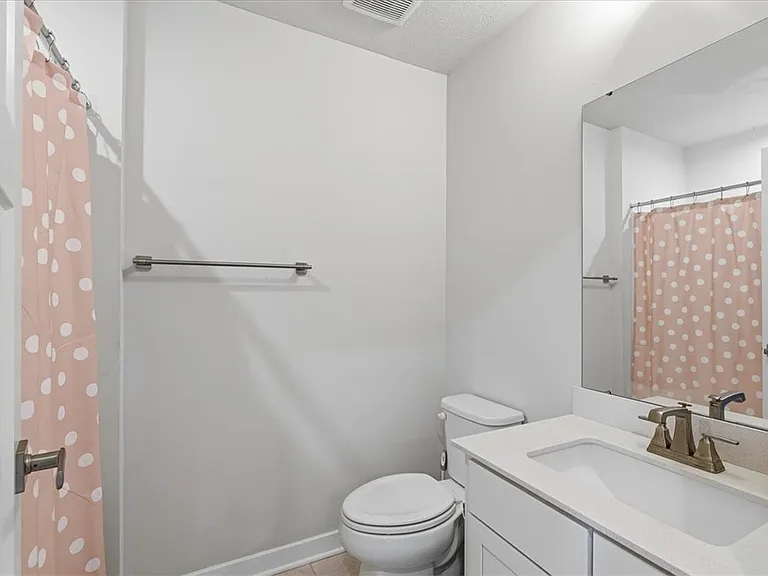 5203 Spruce Rd — Photo 22