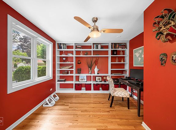 5th image of 1595 Oakwood Ave