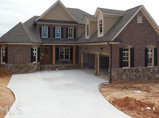 4811 Grandview Ct, Flowery Branch, GA 30542