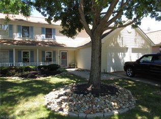 20860 Springfield Cir, Strongsville, OH