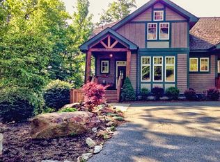 195 Whispering Woods Ln, Banner Elk, NC 28604