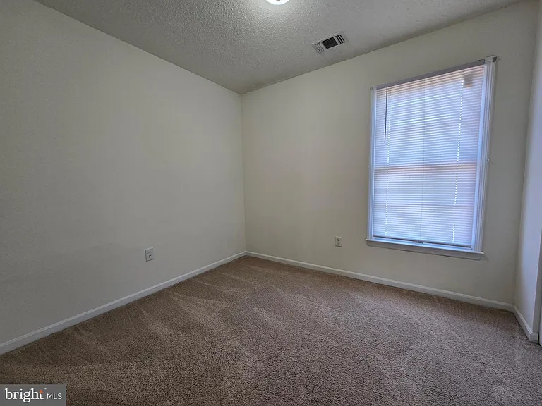 23 Lordship Ln — Photo 29