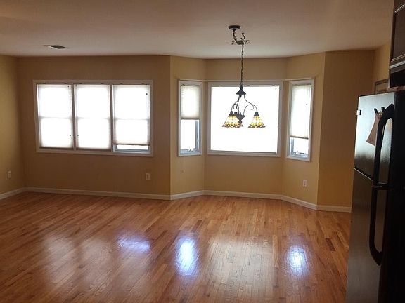 3rd image of 228 Liberty Ave #2
