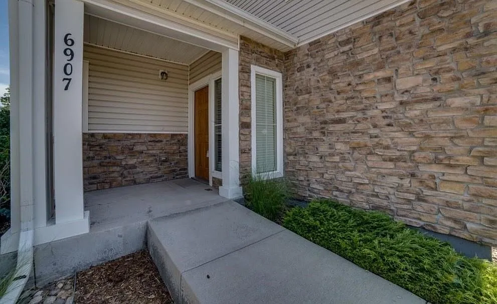 6907 White Sand Point — Photo 3
