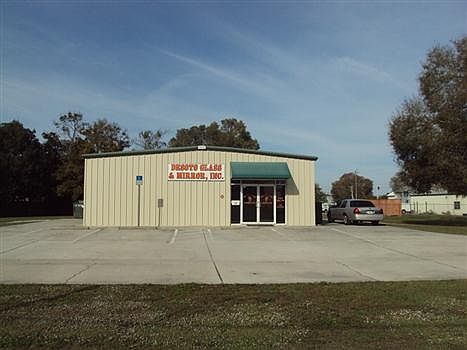 3rd image of 135 N Volusia Ave