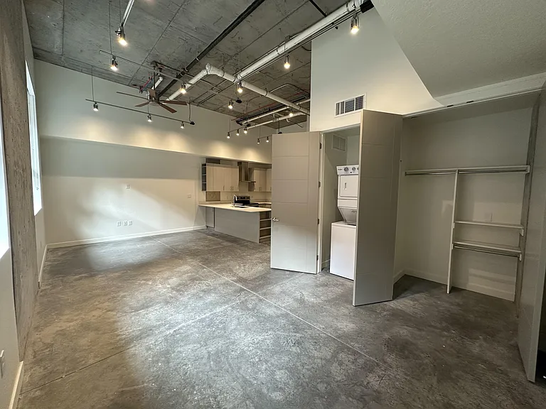 Paperbox Lofts — Photo 124