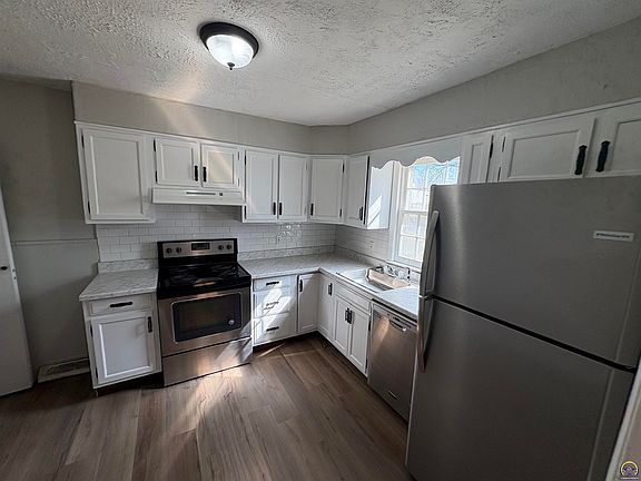 3rd image of 531 Sherman St