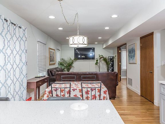3rd image of 1695 Wildwood Ln