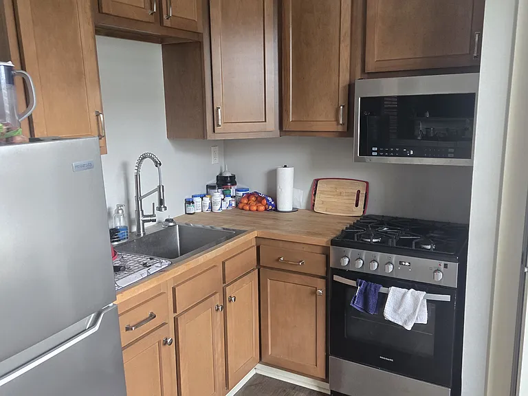407 Kensington Ct #2 — Photo 28