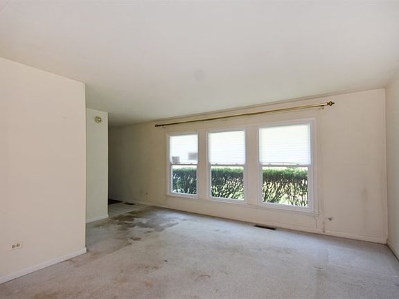 2nd image of 2716 Cherrywood Pl