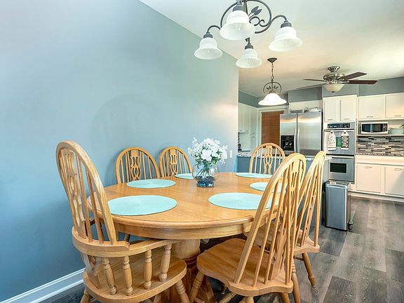 5th image of 1639 Pleasantview Dr