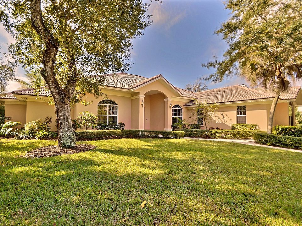1st image of 455 Ventura Pl