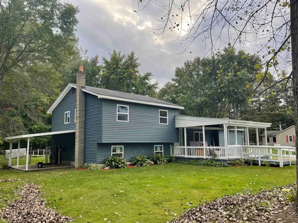 9035 W Dodge Rd, Montrose, MI 48457