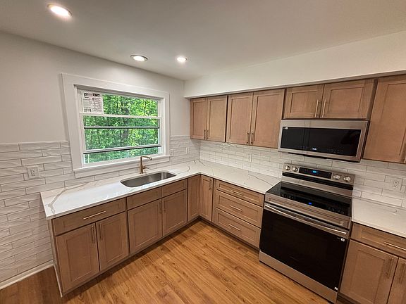 2nd image of 12 Seaman Ave #A