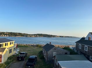 1 Thurston Pl, Rockport, MA 01966