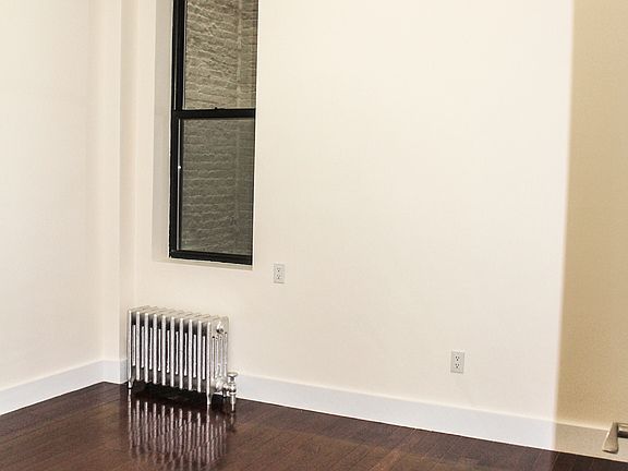 5th image of 328 Madison St APT 1C