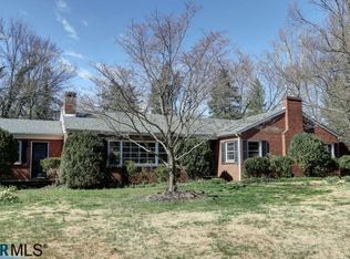 1215 Rugby Rd, Charlottesville, VA 22903