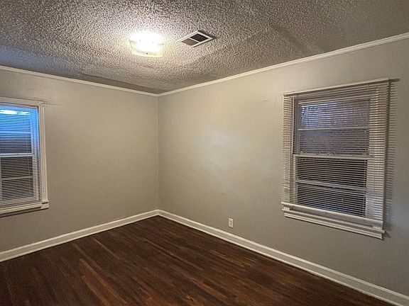 5th image of 1599 Hope St