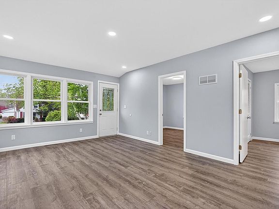 5th image of 11907 254th AVENUE